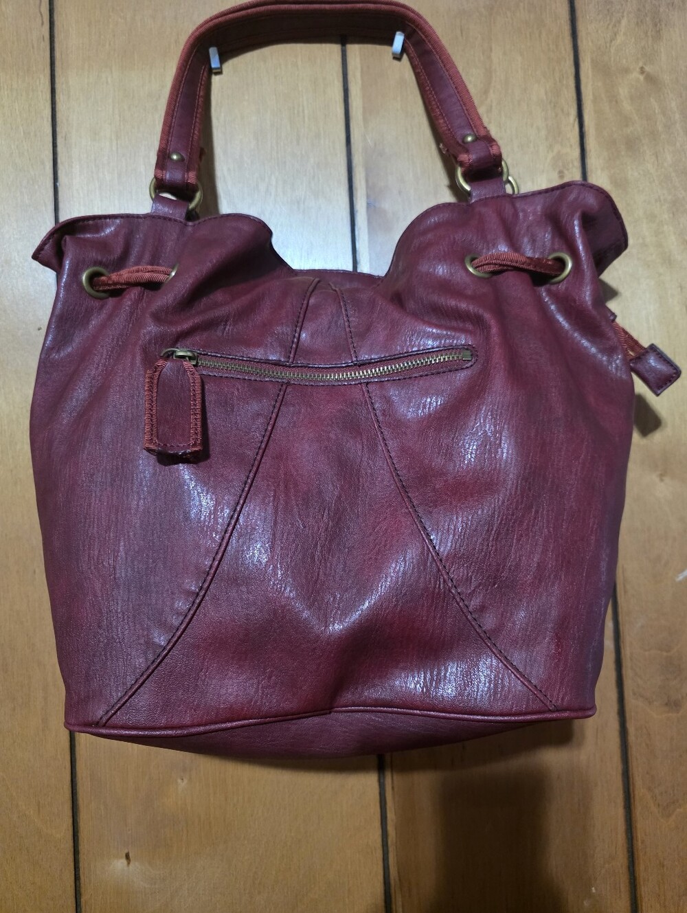 Jessica Simpson Vintage Burgundy Faux Leather Crimson Bow-Front Shoulder Bag - Picture 2 of 7